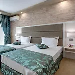 Siena Palace 4* פרימורסקו