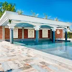 Siena Palace 4* פרימורסקו
