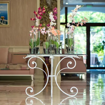 Ξενοδοχείο Siena Palace 4*