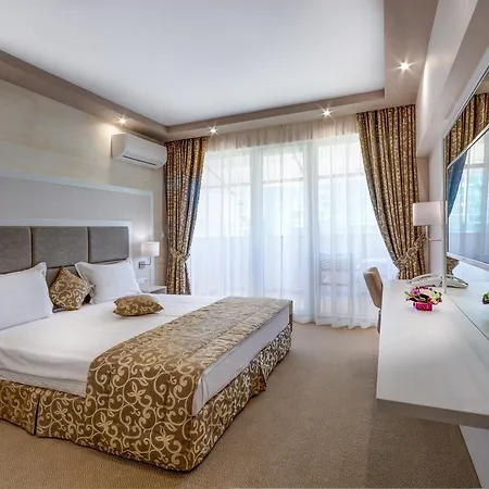 Siena Palace 4* Πριμόρσκο