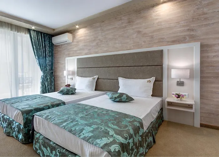 Siena Palace 4* 프리모르스코